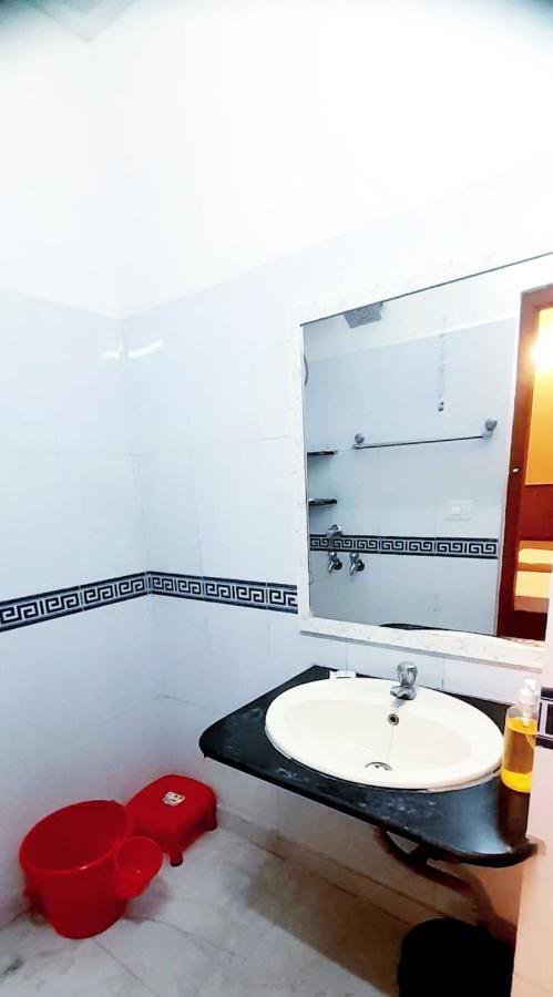 Hotel Bhambri Expo House Delhi  Exterior foto